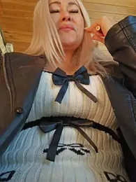 MILFBARBY webcam model stream image