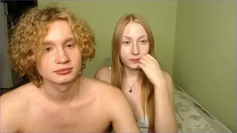 AliceStoneJhonyStone webcam stripchat model stream image