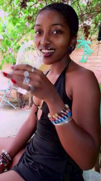 MaevaFrenchy webcam model stream image