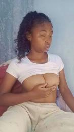 stellah19 webcam model stream image