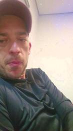 Uber_dot_Pr webcam model stream image