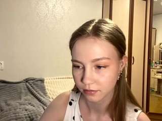 lornananz webcam camsoda model stream image