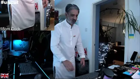 OnlineBossUK webcam model stream image