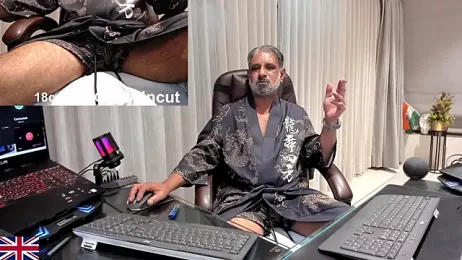 OnlineBossUK webcam model stream image