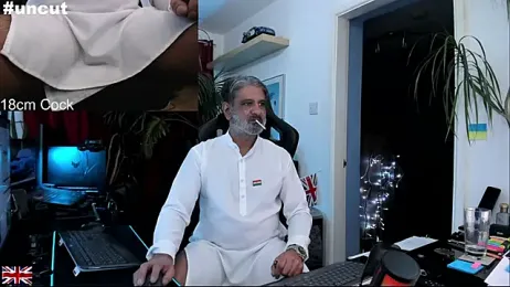 OnlineBossUK webcam model stream image