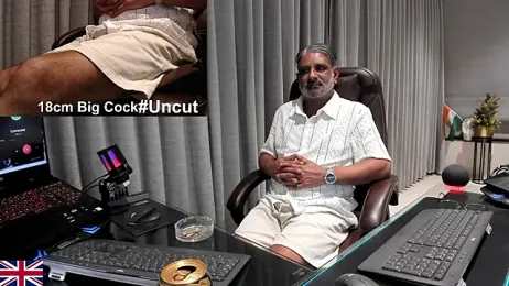 OnlineBossUK webcam model stream image