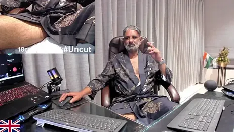 OnlineBossUK webcam model stream image