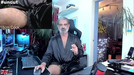 OnlineBossUK webcam model stream image