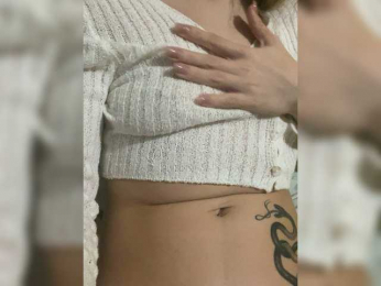 Juicypeach69 webcam bongacams model stream image