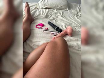 Life_isSex webcam bongacams model stream image