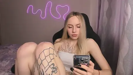 hello_kittyyk webcam model stream image