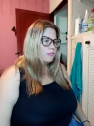 EllisW8 webcam model stream image