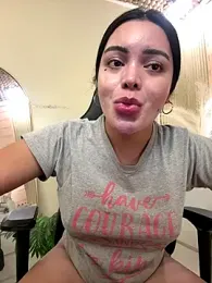 TS-SimplyTheBest webcam stripchat model stream image