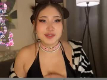 aminasaffron webcam model stream image