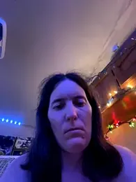 Novgirl110883 webcam model stream image