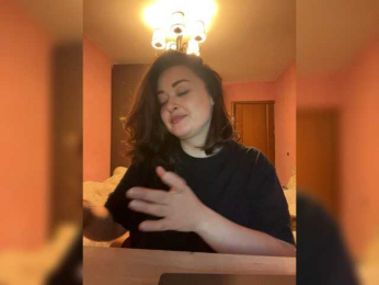 Brigittaa webcam model stream image