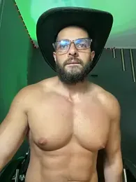 magnumchris webcam model stream image