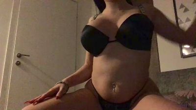 Chantaaal webcam model stream image