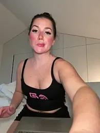 summermc_xx webcam model stream image