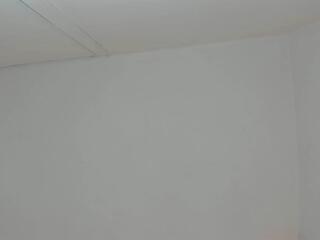 Allison Thompson webcam model stream image