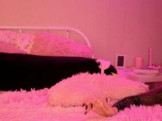 Kate Von webcam model stream image