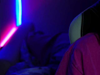 Allla webcam model stream image