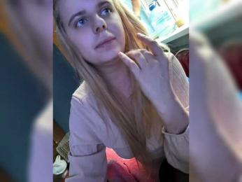 vitaminka-cc webcam model stream image