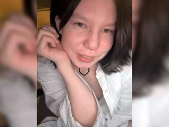 Rozvelt webcam bongacams model stream image