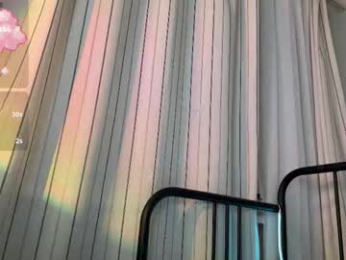 purplebeawer webcam model stream image