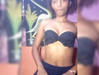 Aliah8 webcam model stream image