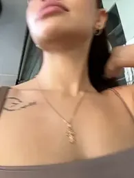 AngelinaTeller webcam model stream image