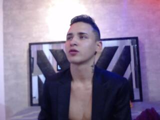 Danny Milleer webcam model stream image