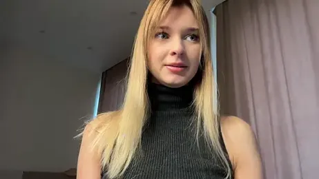 hereandnows_ webcam model stream image