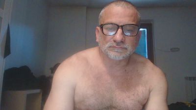 915051 webcam cam4 model stream image