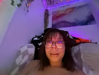 Превью moan4mona