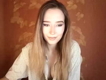 awora_wolf webcam model stream image