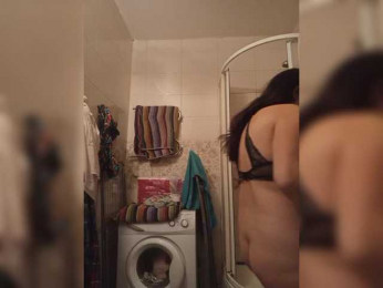 SonyaManya webcam model stream image