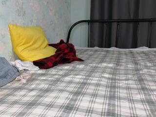 Lavone Quartieri webcam model stream image