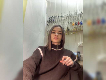 Alisa29 webcam bongacams model stream image