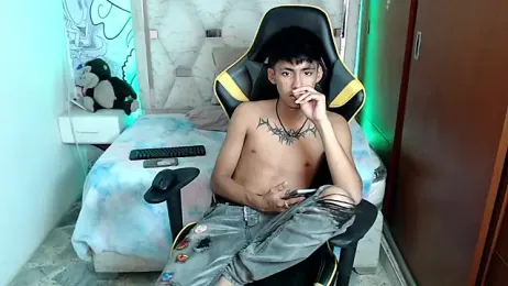 yiisu_ webcam model stream image