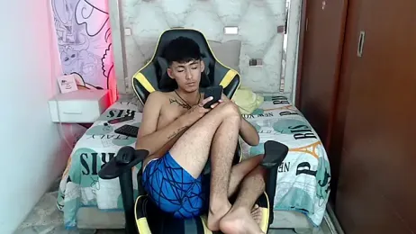 yiisu_ webcam stripchat model stream image