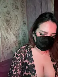 AMBER_GLAM webcam model stream image