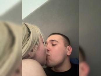 DiMegg webcam model stream image