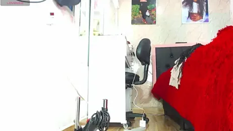 k_stormi_ webcam model stream image