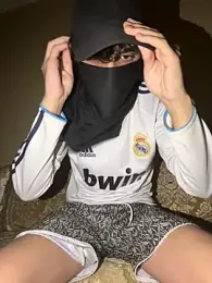 CodingRemotion webcam stripchat model stream image