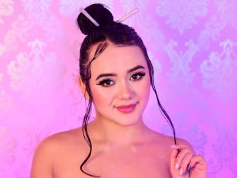 MartinaSaens webcam model stream image