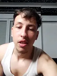 Bigi_ webcam model stream image