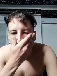 Bigi_ webcam model stream image