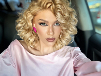 EmmaAmstrong webcam model stream image