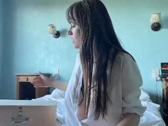 claire_moulin webcam model stream image